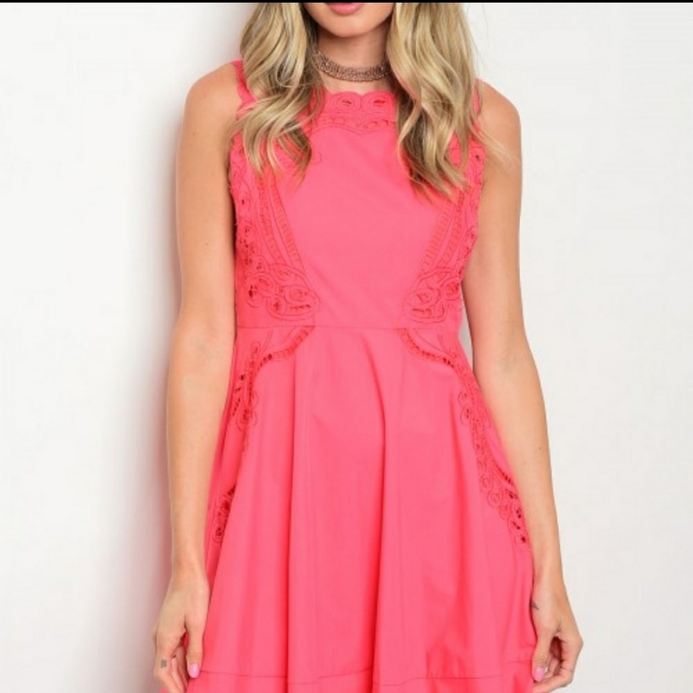 🌻Beautiful coral dress 🌻 - Picture 5 of 7